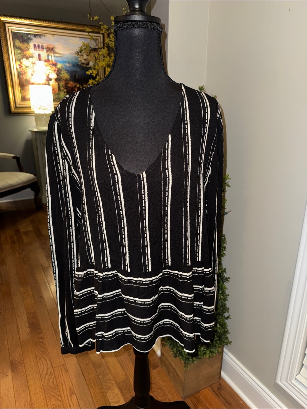 Paper Crane Black and White Striped V-Neck Blouse-NWOT-Size Large